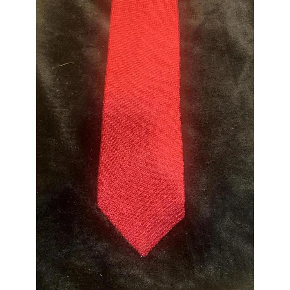 Brooks Brothers Red Knit Men's Tie - Picture 2 of 3